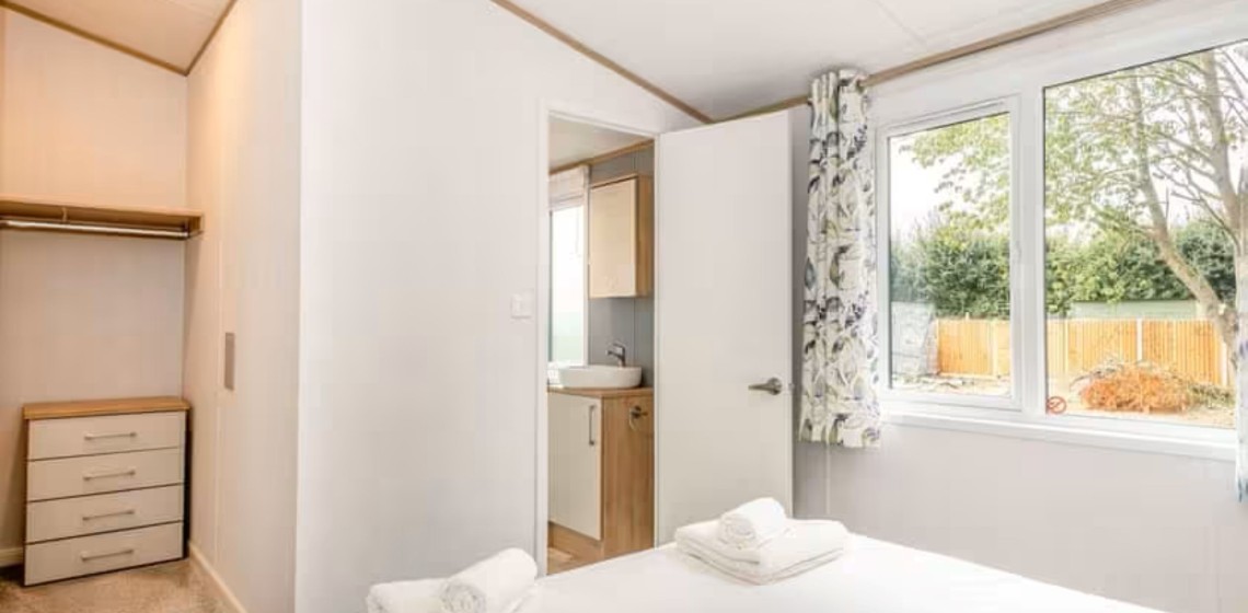 Atlas Wisteria 40 20 2 bedrooms MF12A