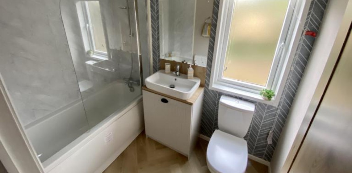Atlas Debonaire Meadowfield 8 price reduced