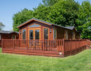 Large Detached Lodge 11