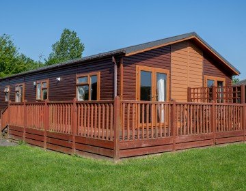 Semi Detached Lodge LS6B