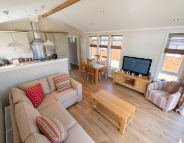 Large Detached Lodge 17