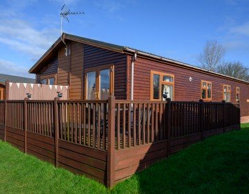 Semi Detached Lodge 5A