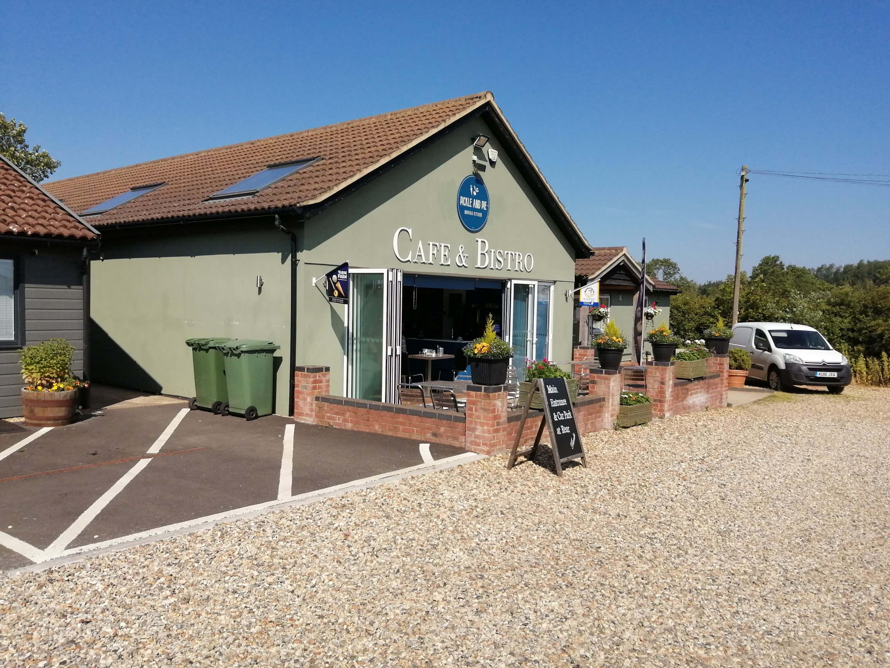 On-site Pickle and Pie café bistro